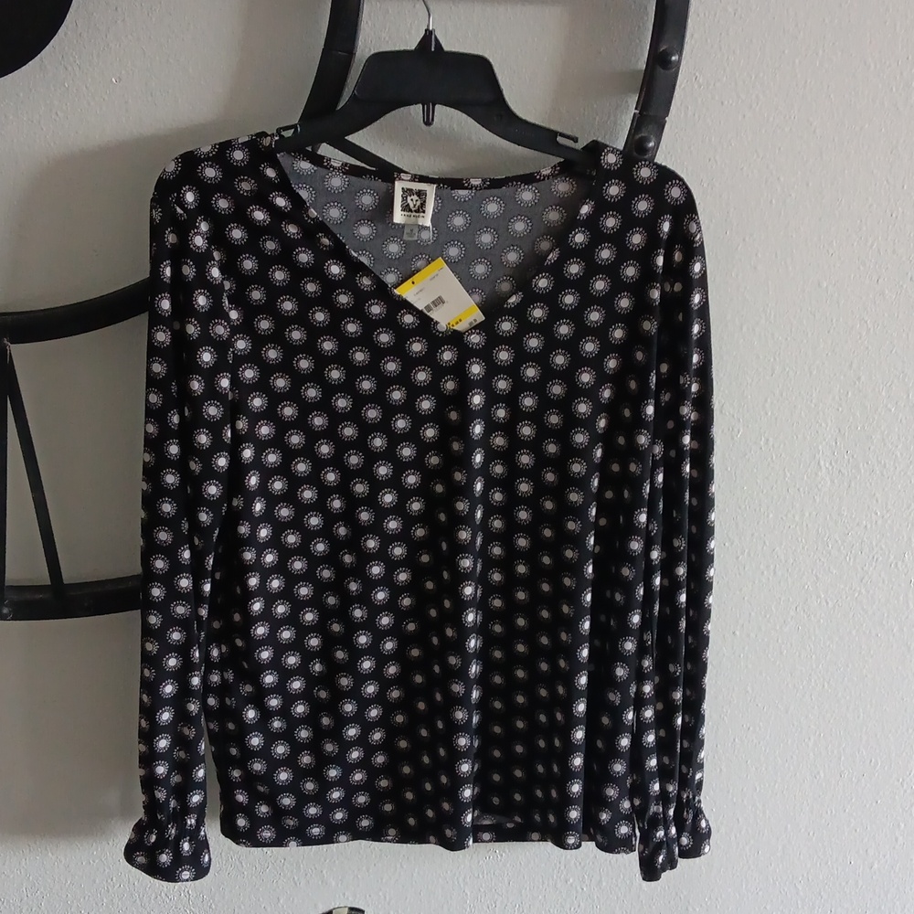 ANN KLEIN BLACK WHITE TOP NEW SIZE M